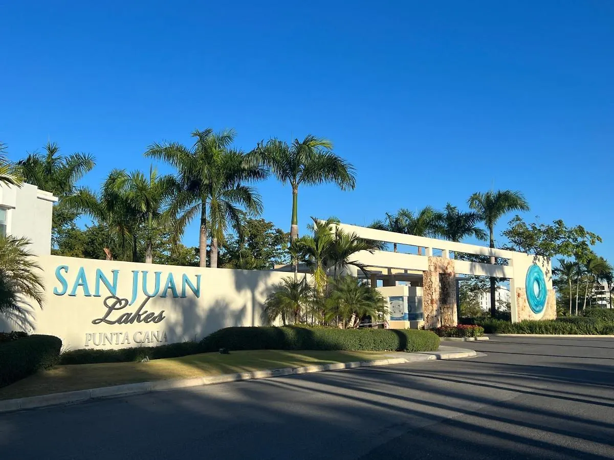 Stylish Luxury San Juan Lakes Villa In Gated Community In Downtown Punta Cana With Private Pool Dominik Cumhuriyeti